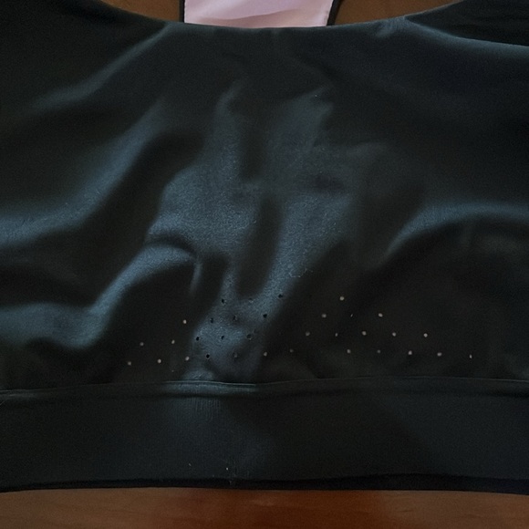 Champion Sports bra, NEW medium support - Picture 2 of 6